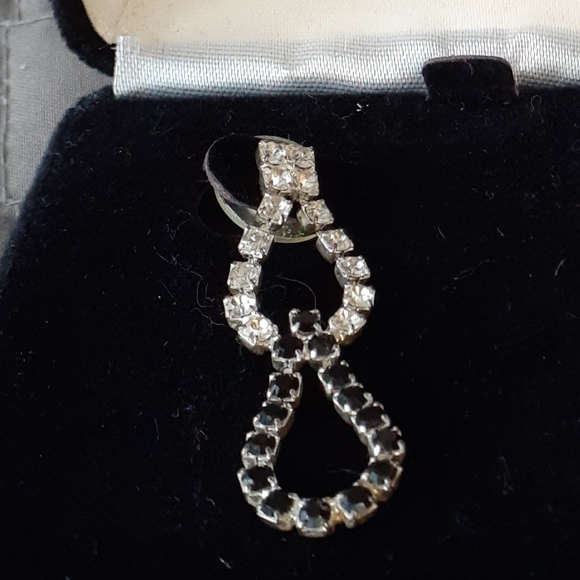 Vintage Anne Klein rhinestone dangle earrings - Picture 3 of 3